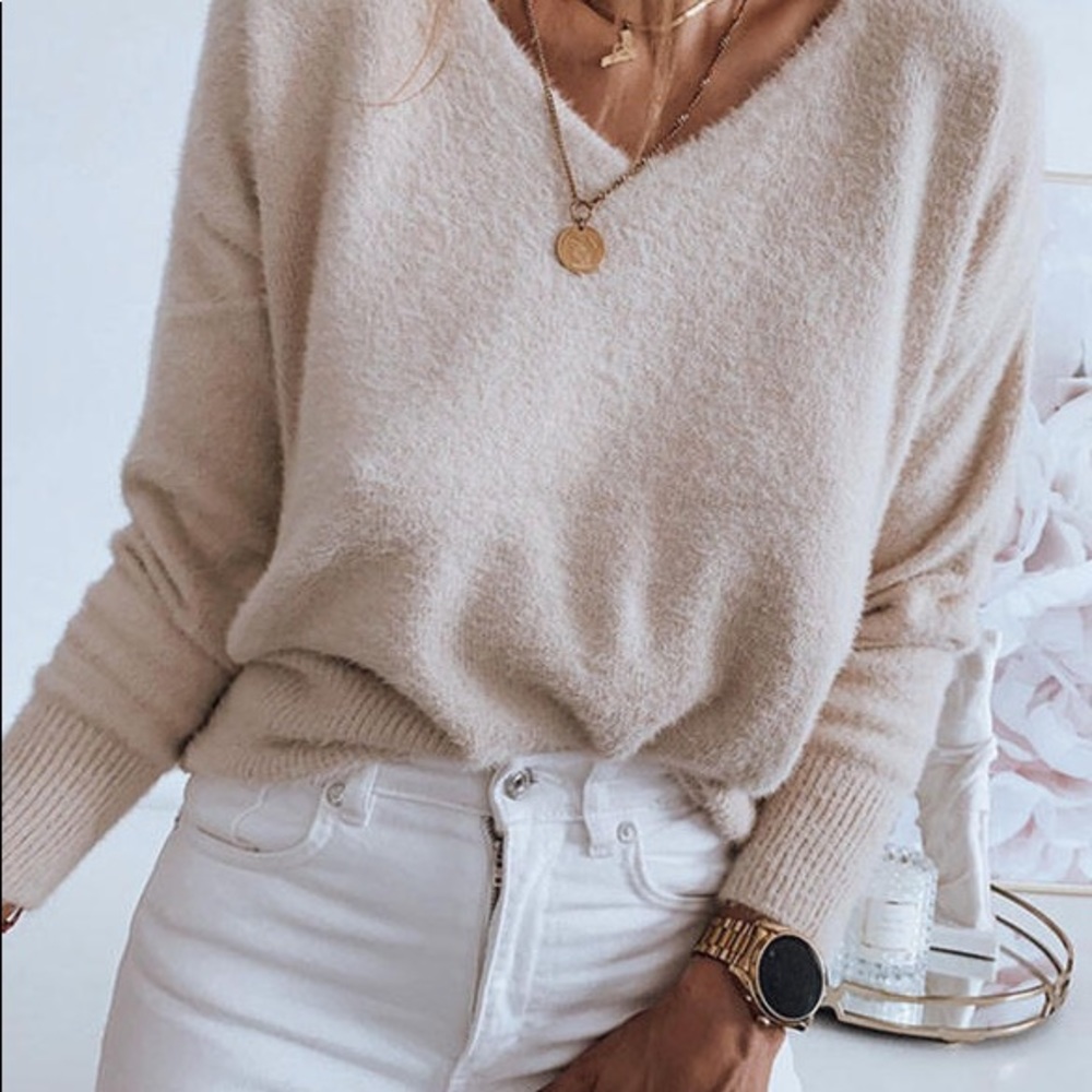 Lace V-Neck Casual Sweater - Picture 15 of 16